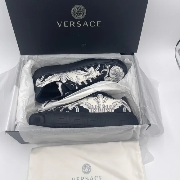 Versace baroque-pattern print sneakers - Picture 6 of 9